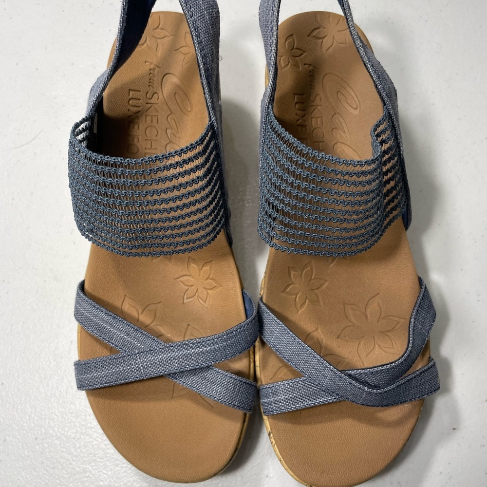 Cali Skechers Luxe Foam Women's Blue Sandals Size 8 SB-95